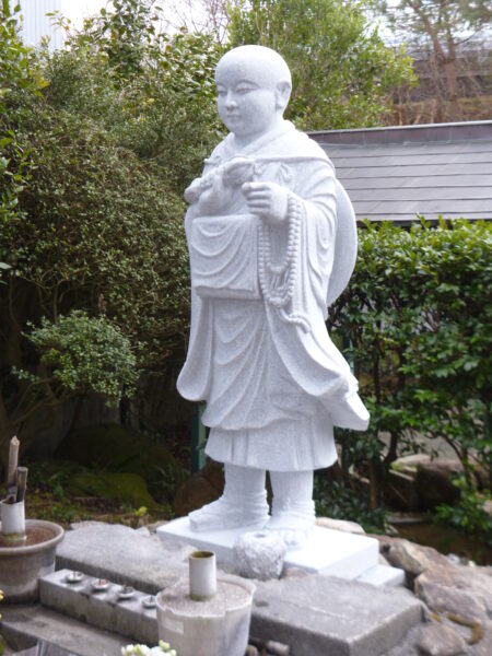 弘法清水（弘法大師像）