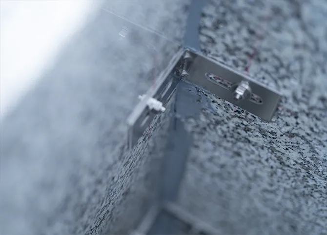 Feature page image05