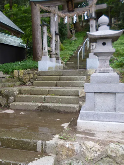 山の神鳥居修復